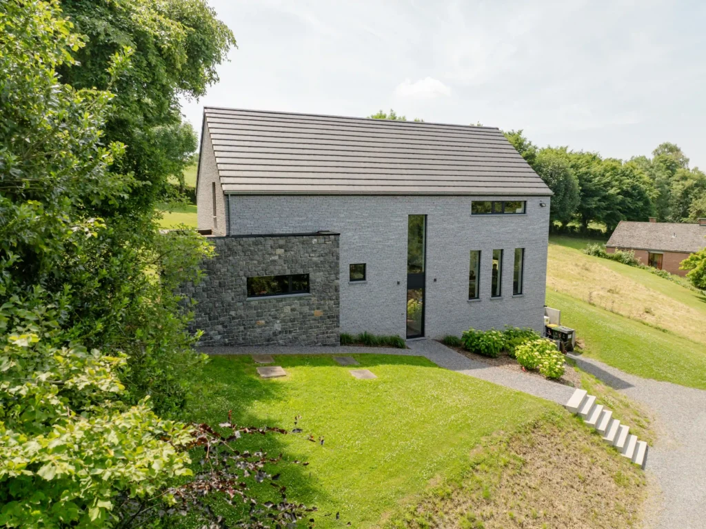 maison_brique_grise_olne